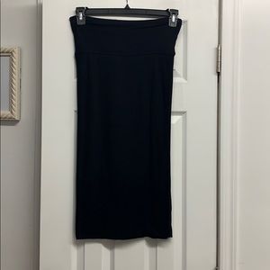 Stretch pencil skirt